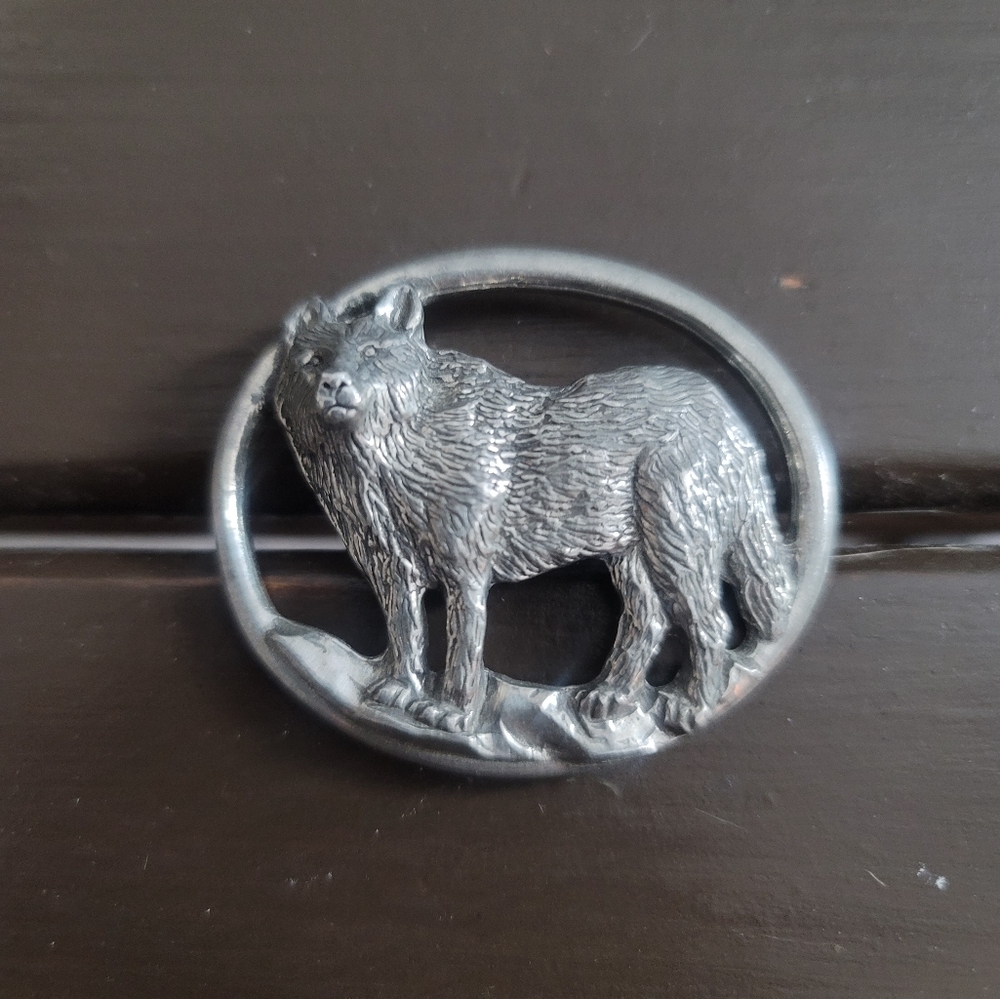 Pewter Wolf pin brooch